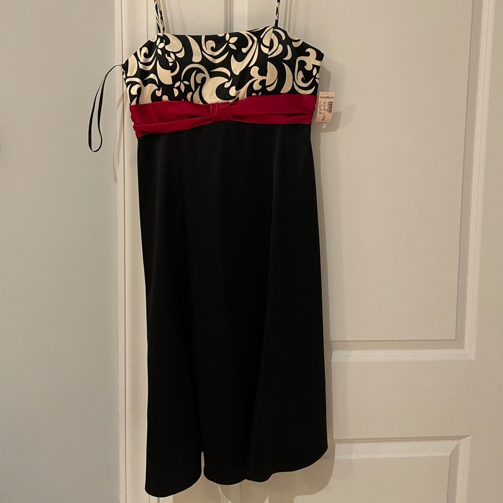 Dress—beautiful Christmas dress—spaghetti straps